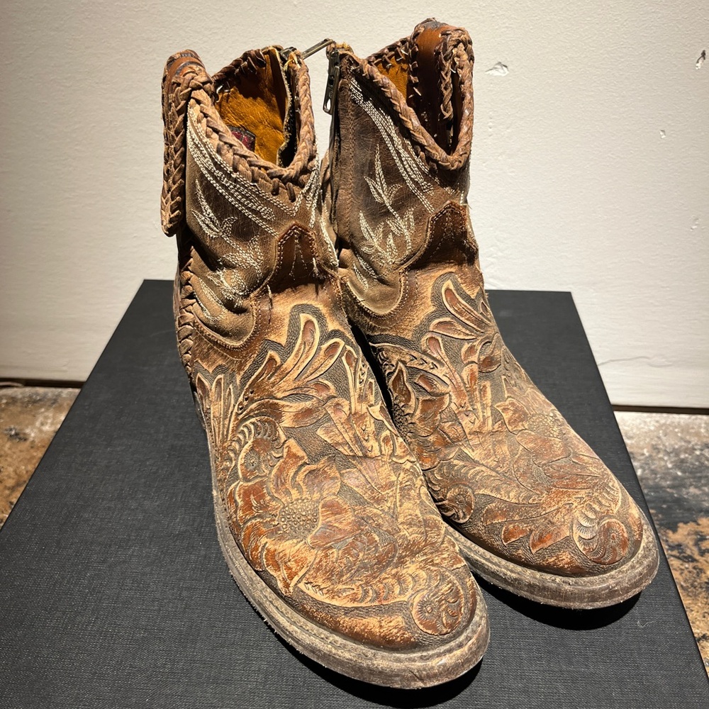 Old Gringo cowboys boots size 7